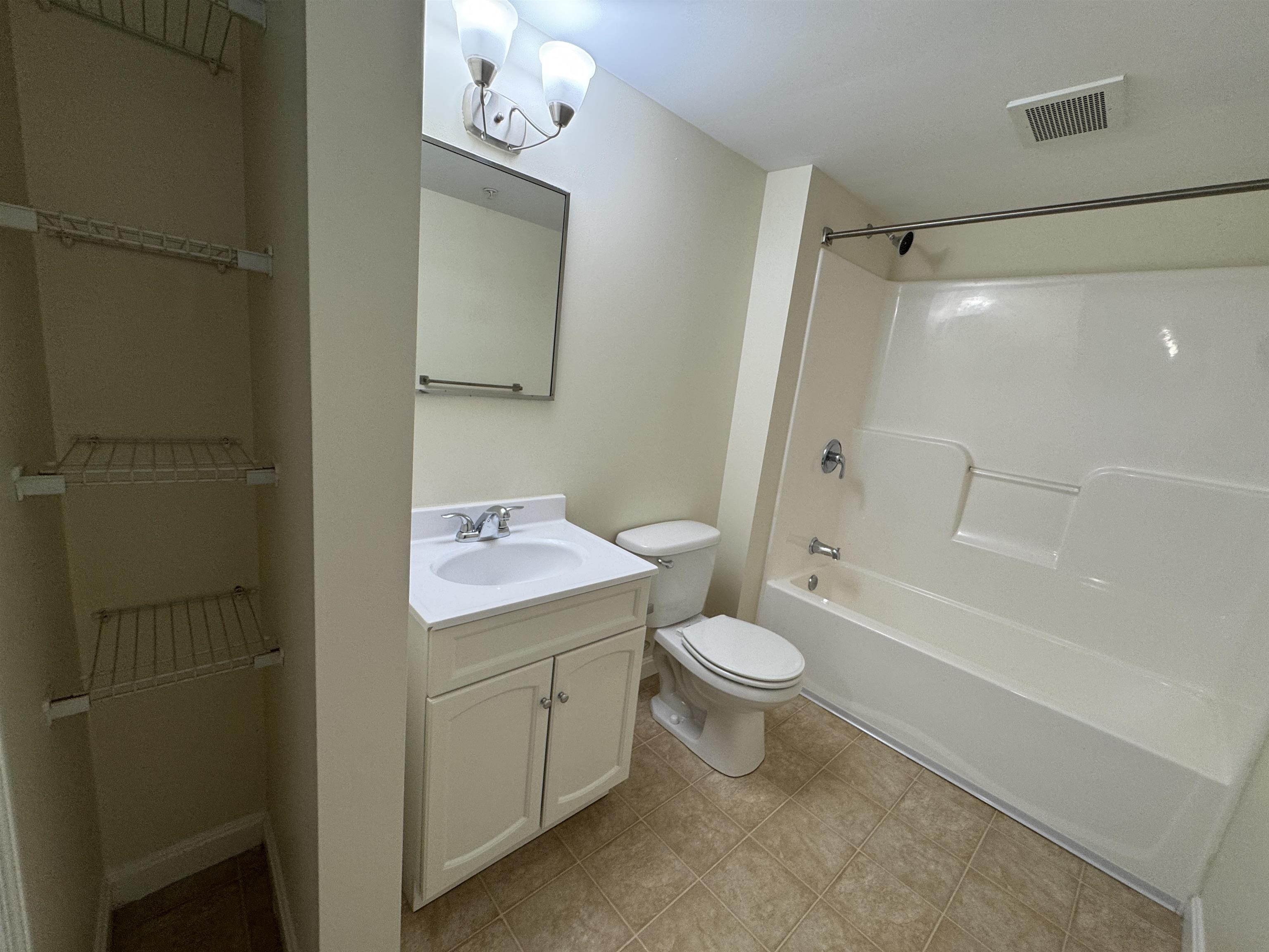 50 Sentinel Court, Unit 306 Manchester, NH 03103 - Photo 33 of 49