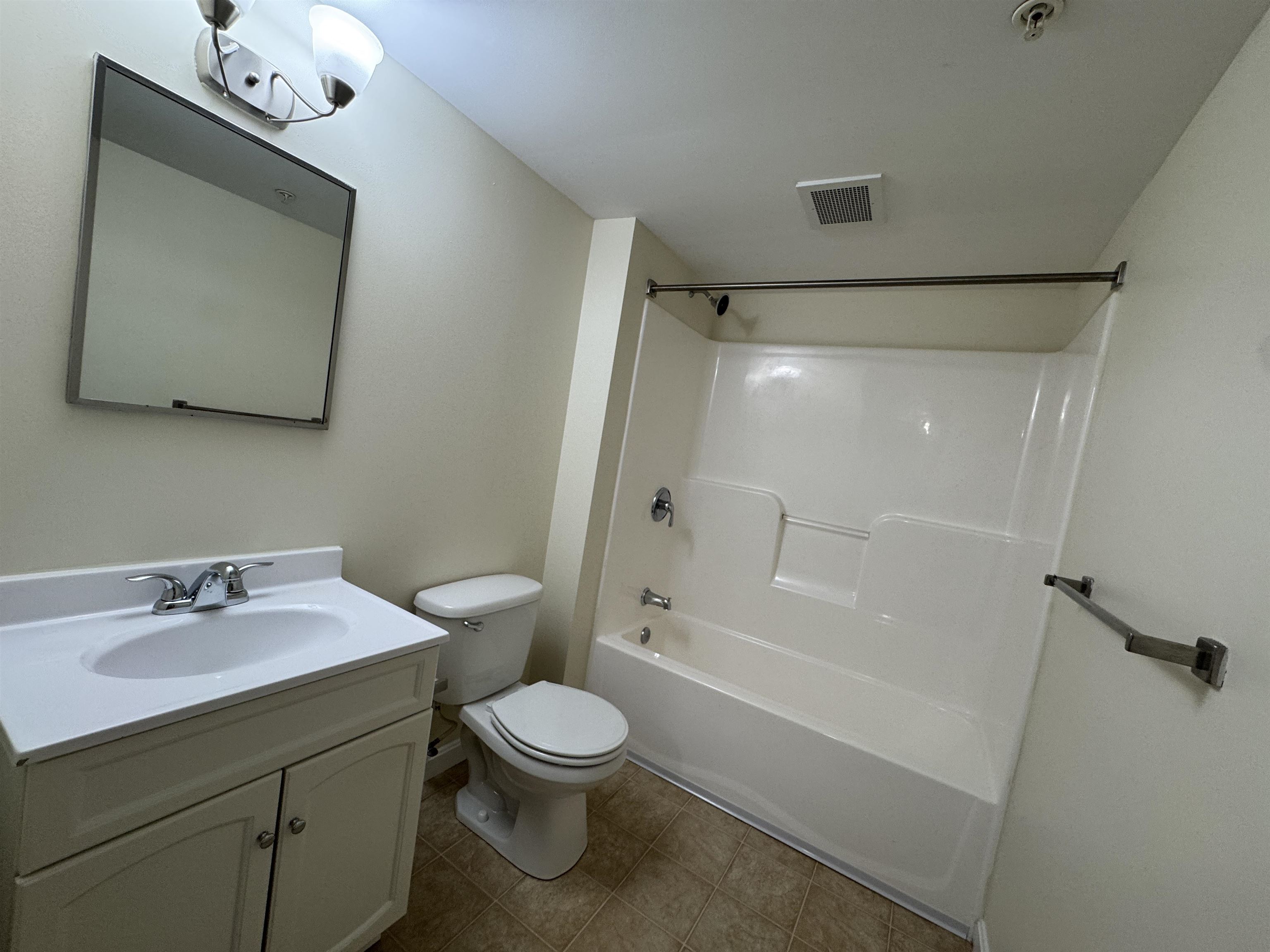 50 Sentinel Court, Unit 306 Manchester, NH 03103 - Photo 35 of 49