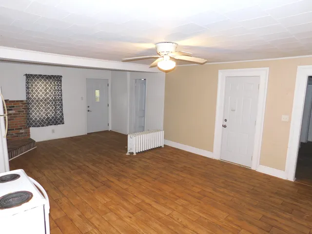 $1,550 | 3986 Rollo Road, Earlville, IL 60518