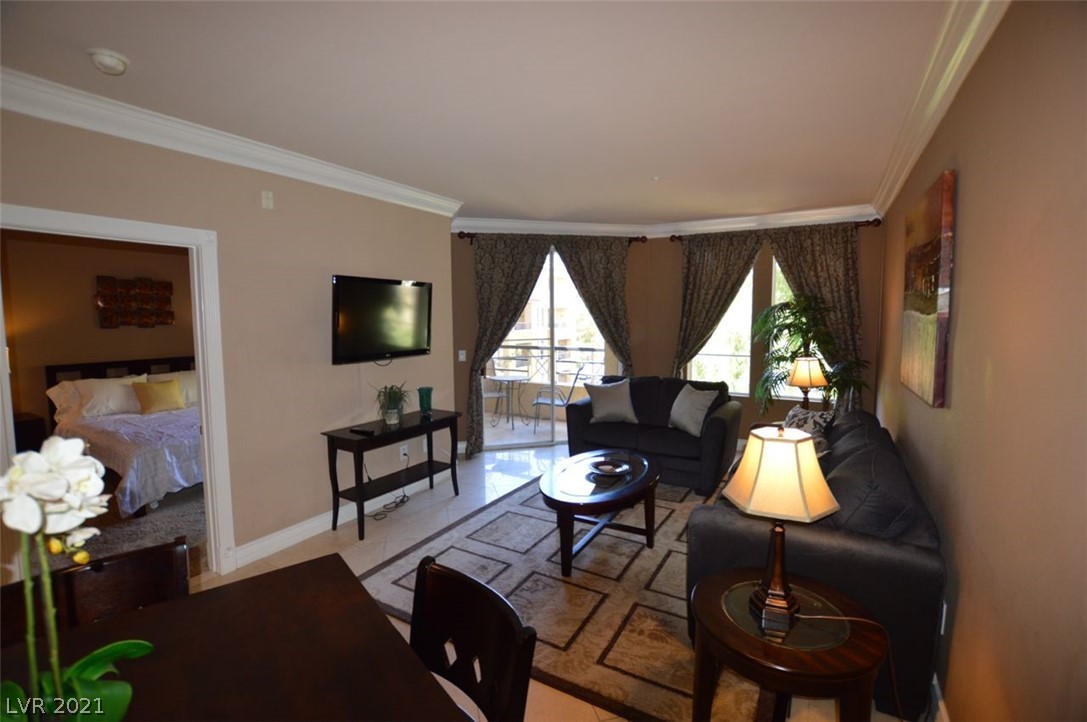270 East Flamingo Road, Unit 304 Las Vegas, NV 89169 - Photo 4 of 39