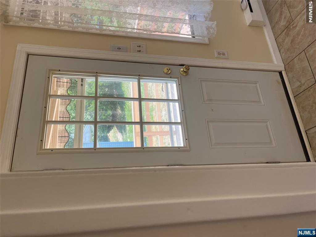 40 Sycamore Access Road Manahawkin, NJ 08050 - Photo 2 of 28