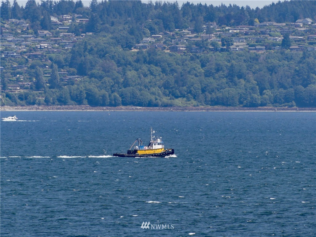 23398 Northeast Jefferson Point Road Kingston, WA 98346 - Photo 7 of 18 Gallery Image 7