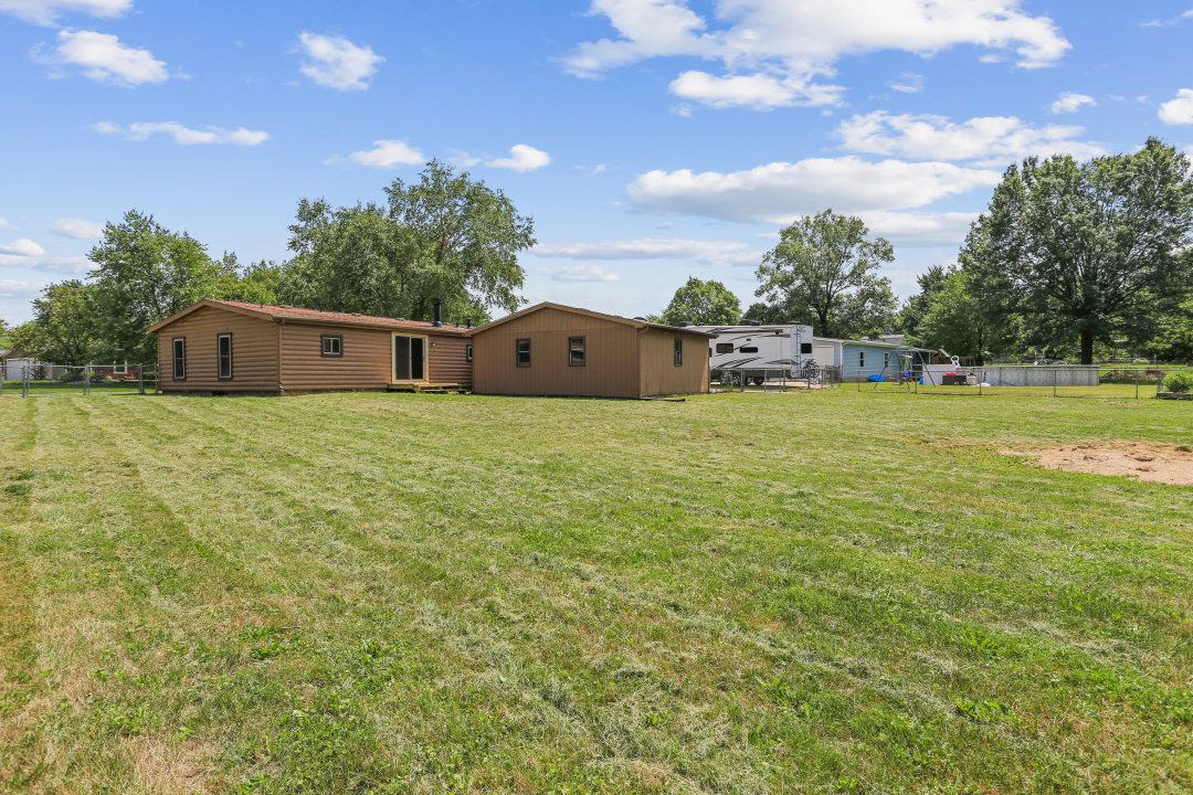 1207 Robin Road Mahomet, IL 61853 - Photo 26 of 26 Gallery Image 26