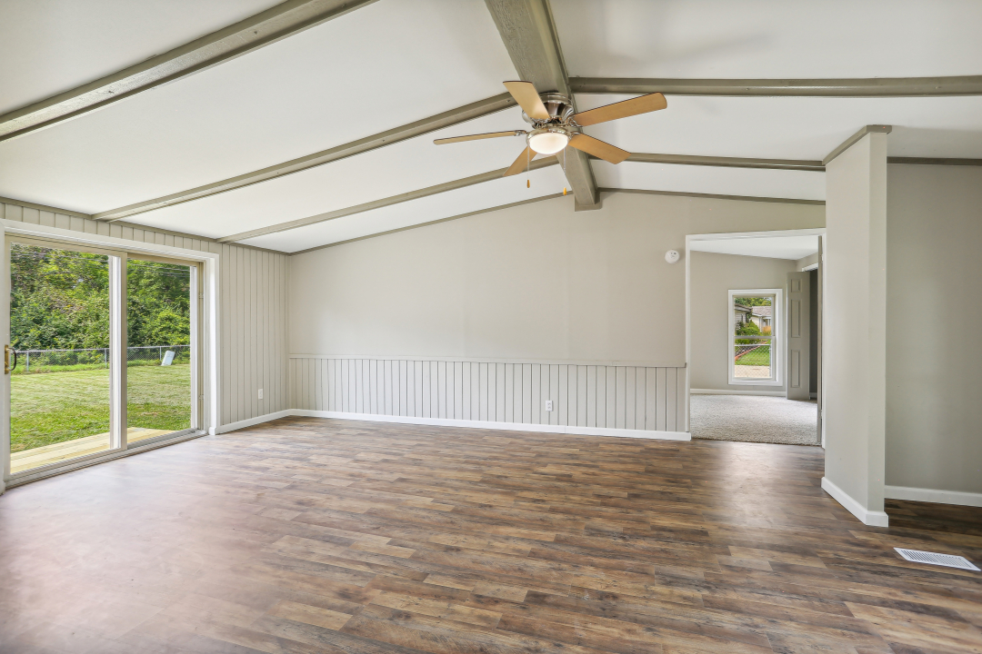1207 Robin Road Mahomet, IL 61853 - Photo 6 of 26 Gallery Image 6