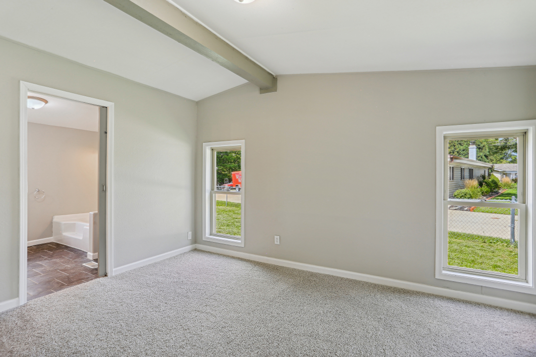 1207 Robin Road Mahomet, IL 61853 - Photo 7 of 26 Gallery Image 7