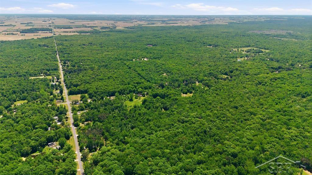 419 East Bradford Road Midland, MI 48640 - Photo 42 of 47