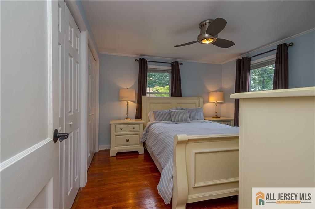 4 Ruth Place Middlesex, NJ 08846 - Photo 8 of 26 Gallery Image 8