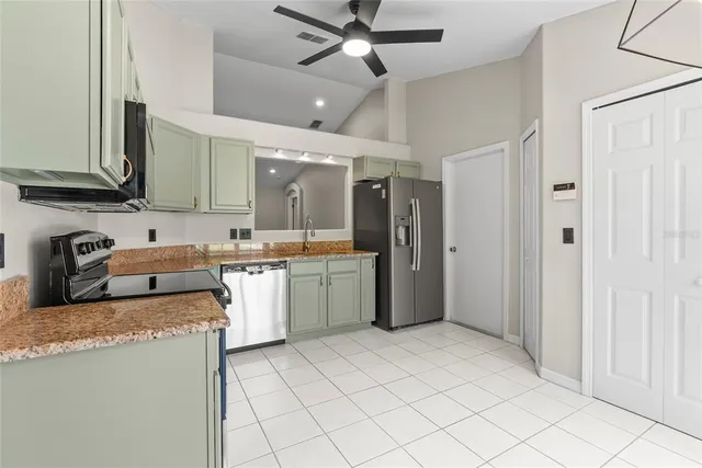 $389,000 | 1709 Powder Ridge Drive, Valrico, FL 33594