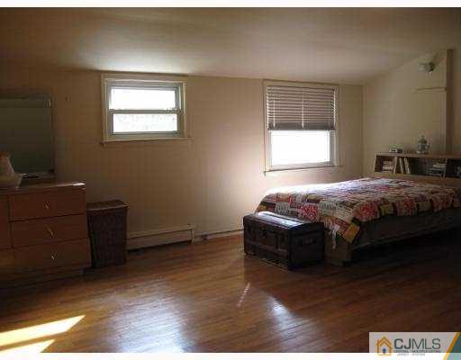 117 Overbrook Road Piscataway, NJ 08854 - Photo 7 of 10 Gallery Image 7