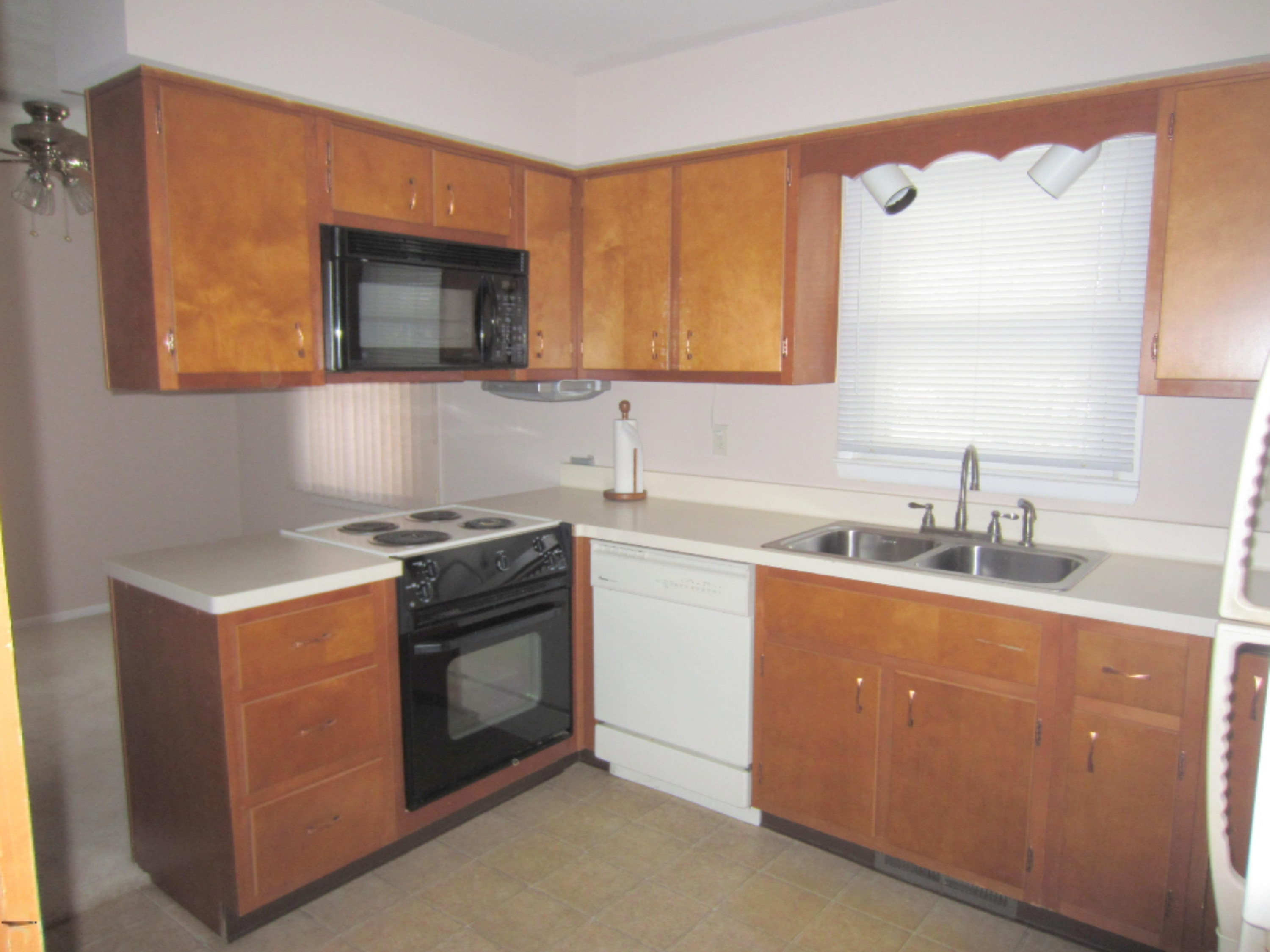24 Heather Ridge Road Battle Creek, MI 49017 - Photo 19 of 32 kit4