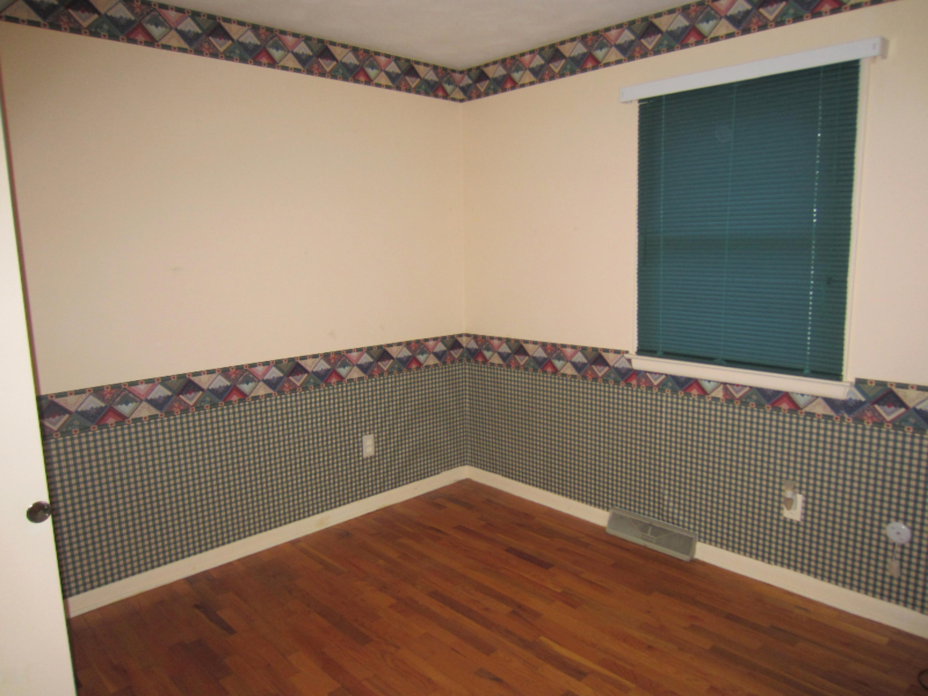24 Heather Ridge Road Battle Creek, MI 49017 - Photo 5 of 32 Bedroom1 view1