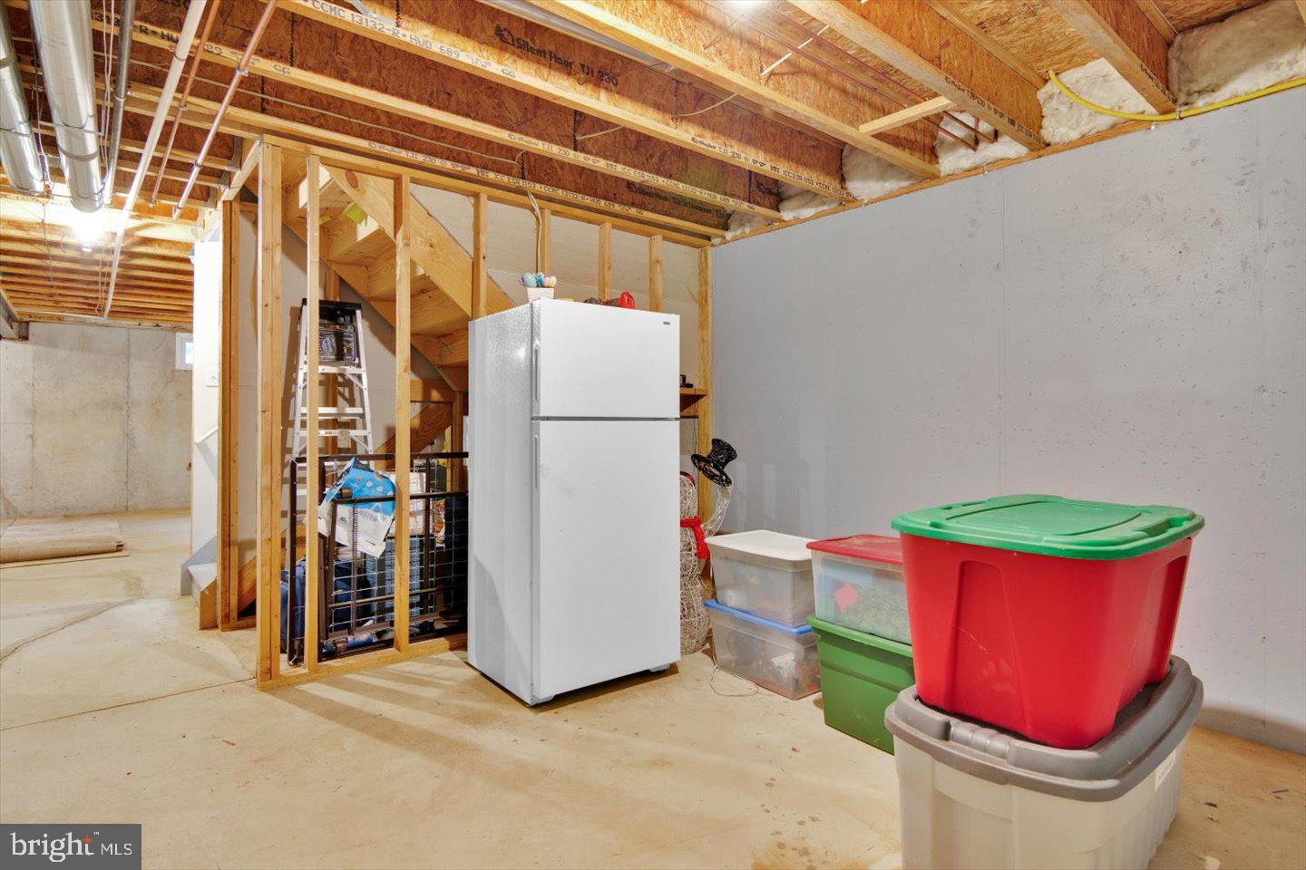131 Sequoia Drive Berlin, NJ 08009 - Photo 36 of 43 a utility room with dryer and washer