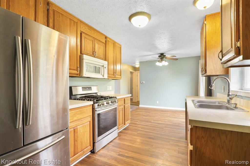 6024 Gunnell Road Millington, MI 48746 - Photo 12 of 35