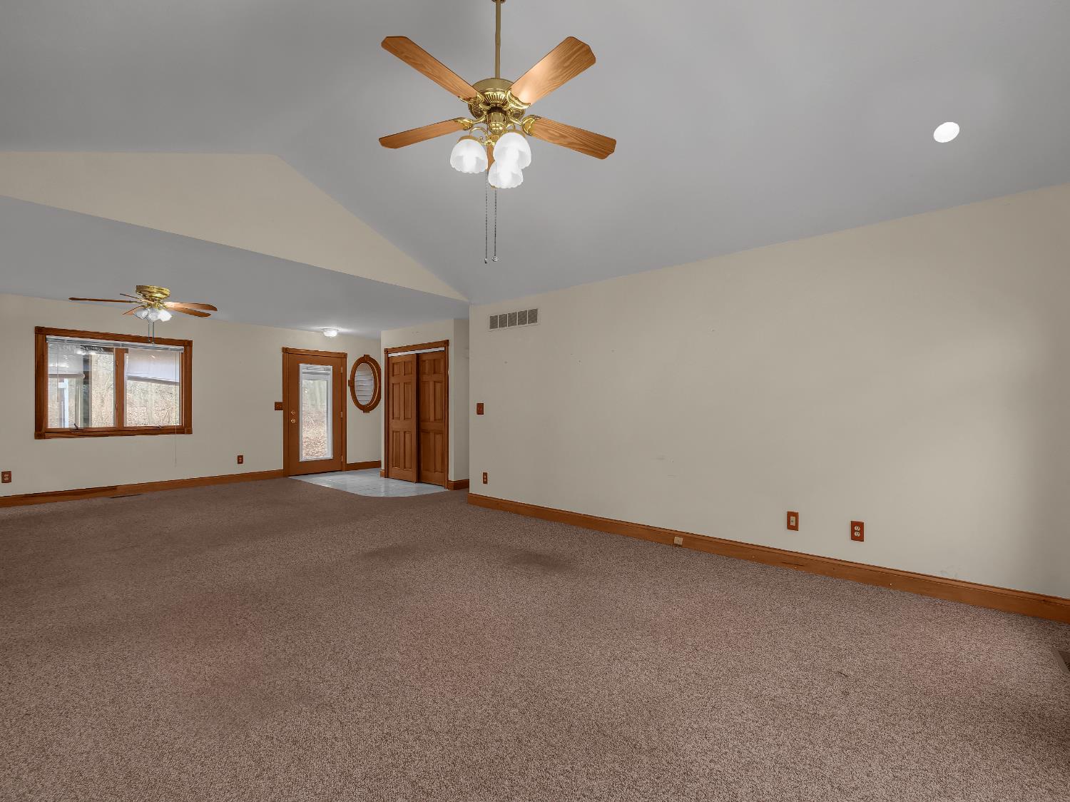 4205 New Trenton Road West Harrison, IN 47060 - Photo 7 of 38