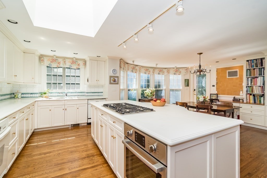 35 Jackson Pond Road, Unit 35 Dedham, MA 02026 - Photo 15 of 35