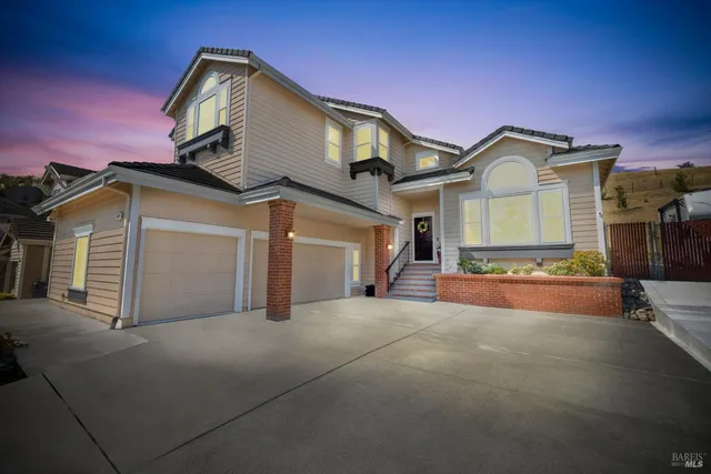 $849,000 | 2225 Hillridge Drive, Fairfield, CA 94534