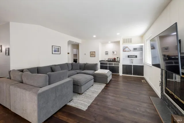 $849,000 | 2225 Hillridge Drive, Fairfield, CA 94534