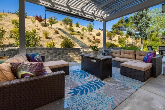 $849,000 | 2225 Hillridge Drive, Fairfield, CA 94534