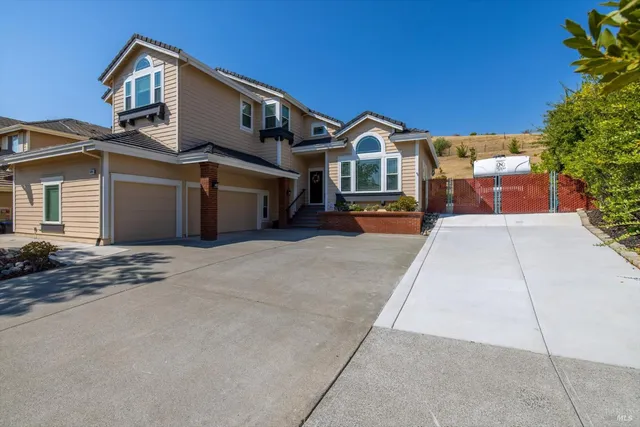 $849,000 | 2225 Hillridge Drive, Fairfield, CA 94534