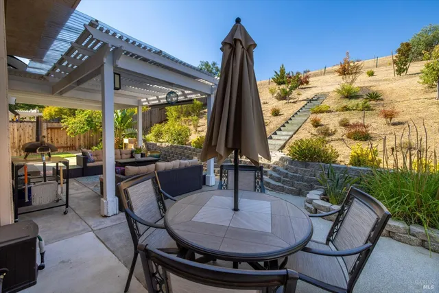 $849,000 | 2225 Hillridge Drive, Fairfield, CA 94534