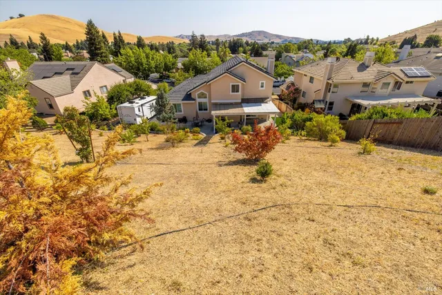 $849,000 | 2225 Hillridge Drive, Fairfield, CA 94534