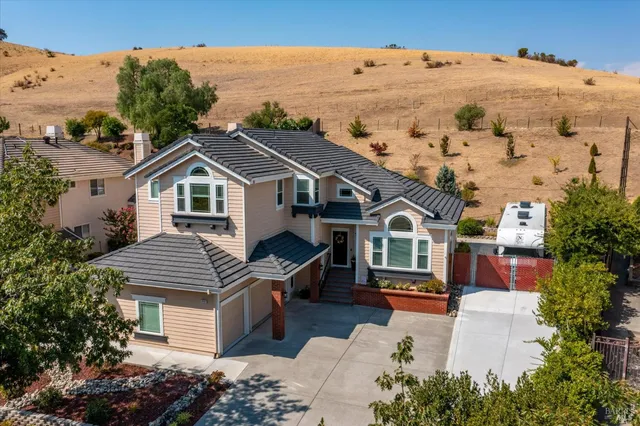 $849,000 | 2225 Hillridge Drive, Fairfield, CA 94534