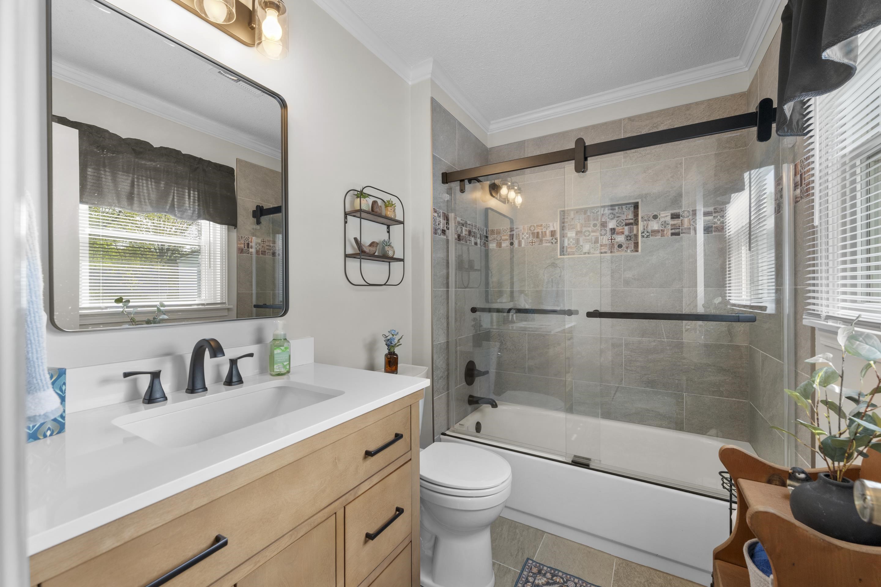 700 Lancelot Lane Collierville, TN 38017 - Photo 16 of 28