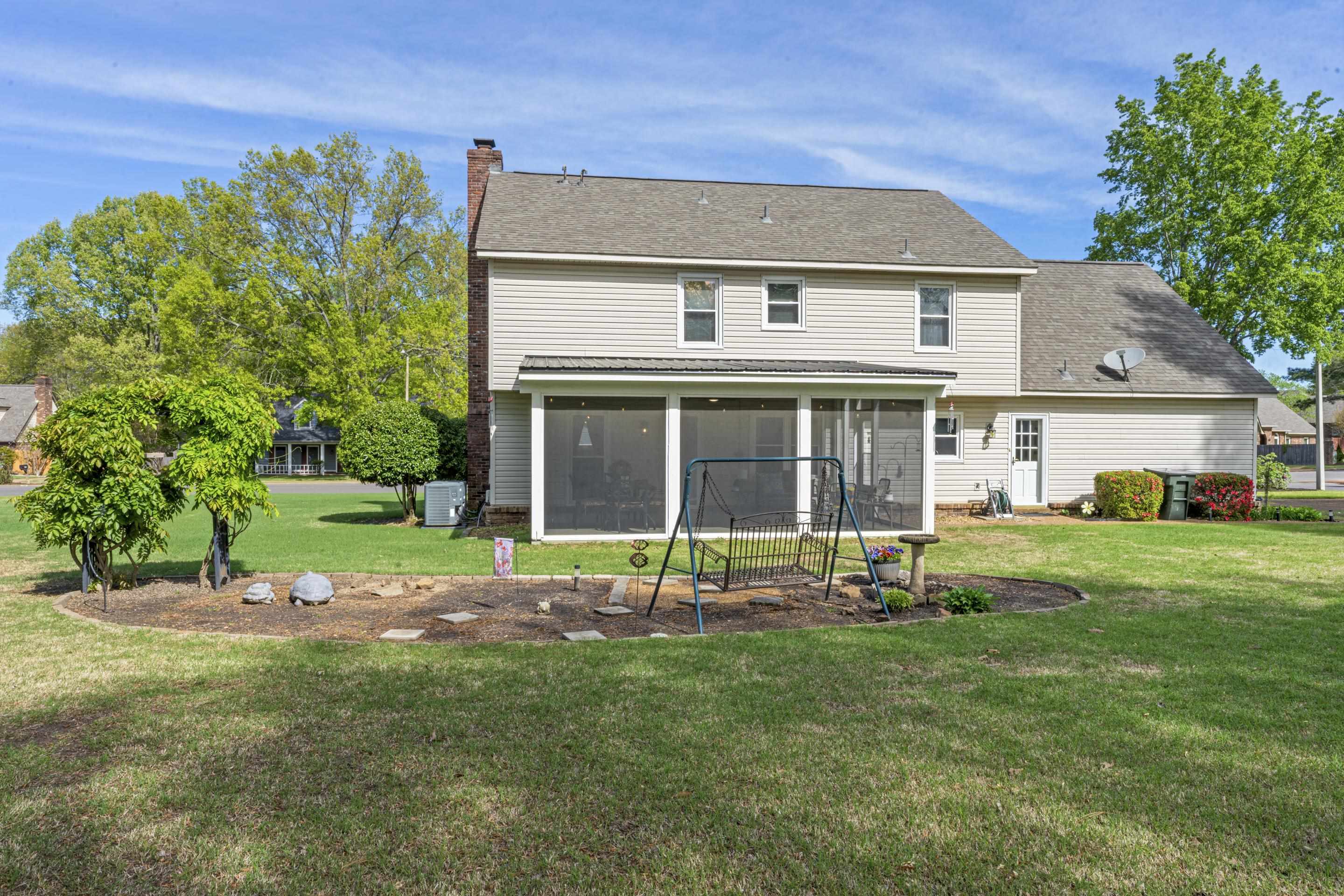 700 Lancelot Lane Collierville, TN 38017 - Photo 23 of 28