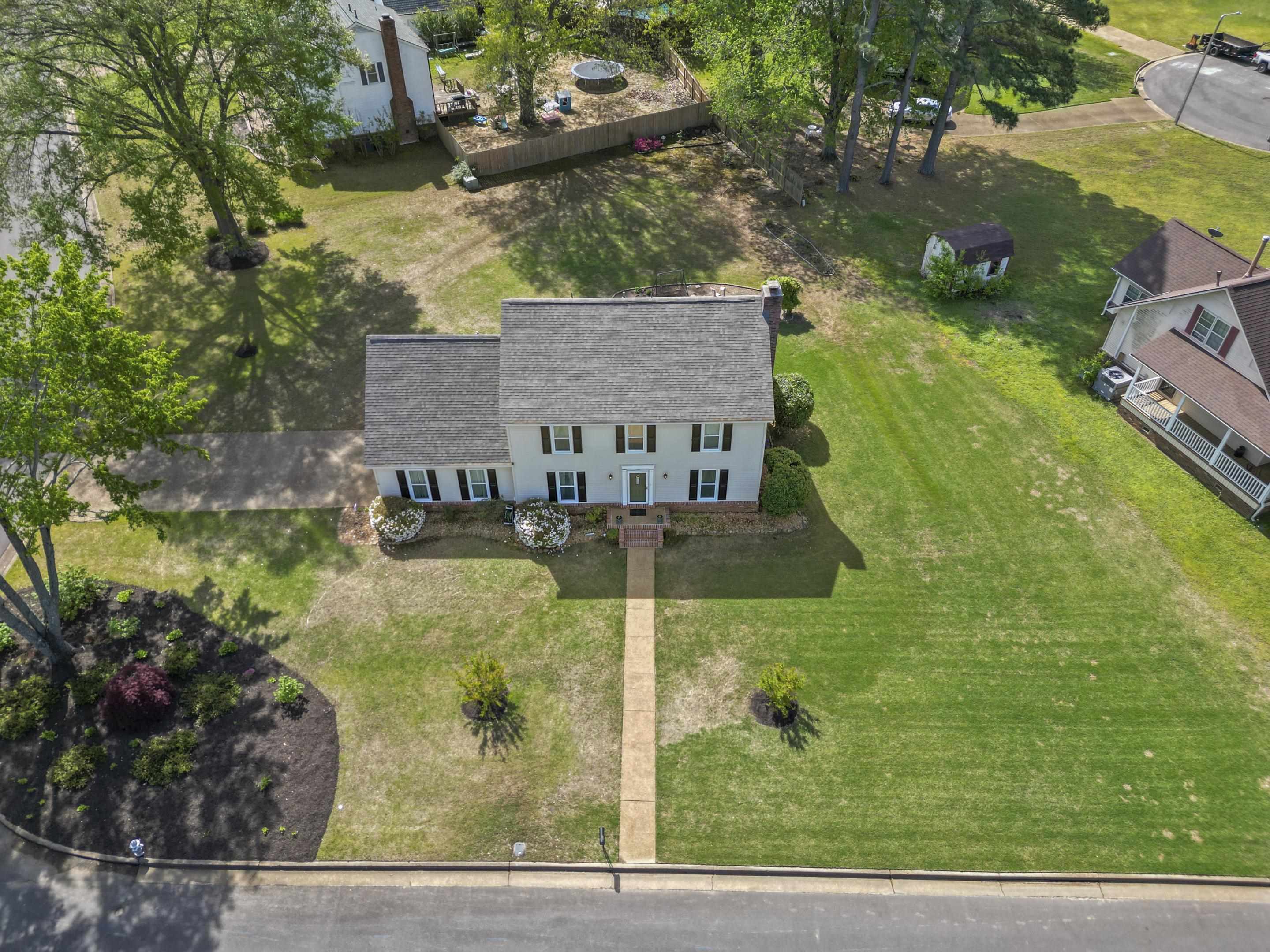 700 Lancelot Lane Collierville, TN 38017 - Photo 3 of 28