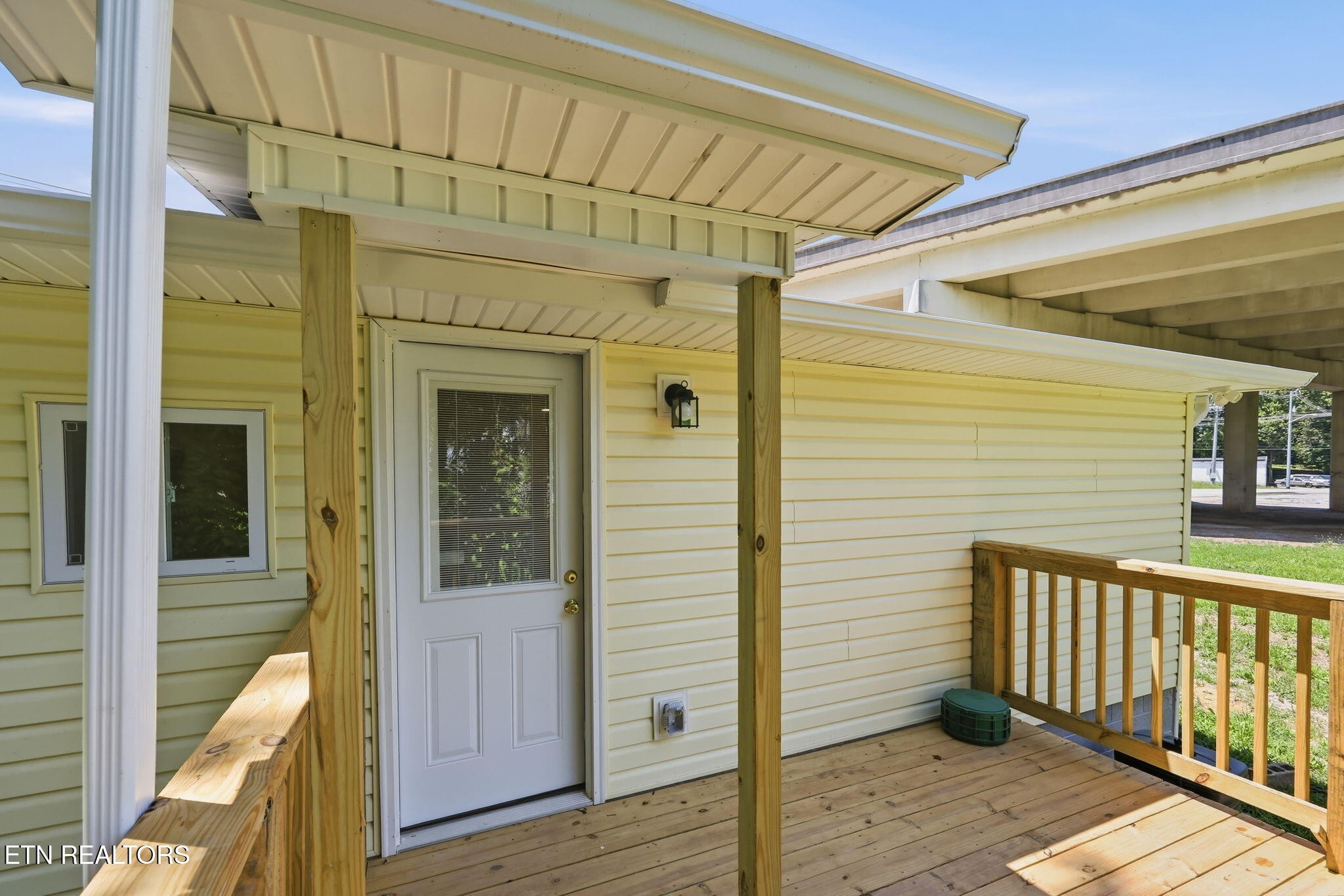 210 East Spring Street Oliver Springs, TN 37840 - Photo 20 of 23