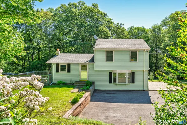 $349,900 | 20 Geromin Drive, Haddam, CT 06441