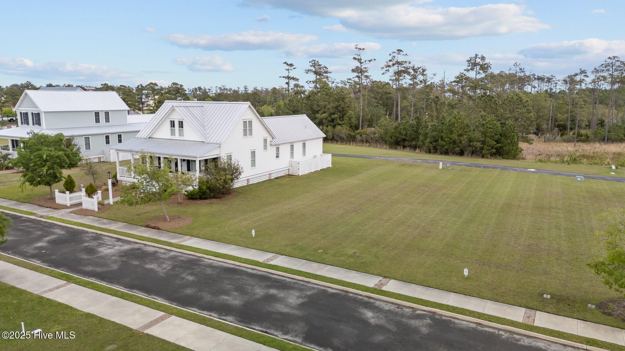 81 Boathouse Road Oriental, NC 28571 - Photo 11 of 59 3-web-or-mls-DJI_20250408142148_0045_D