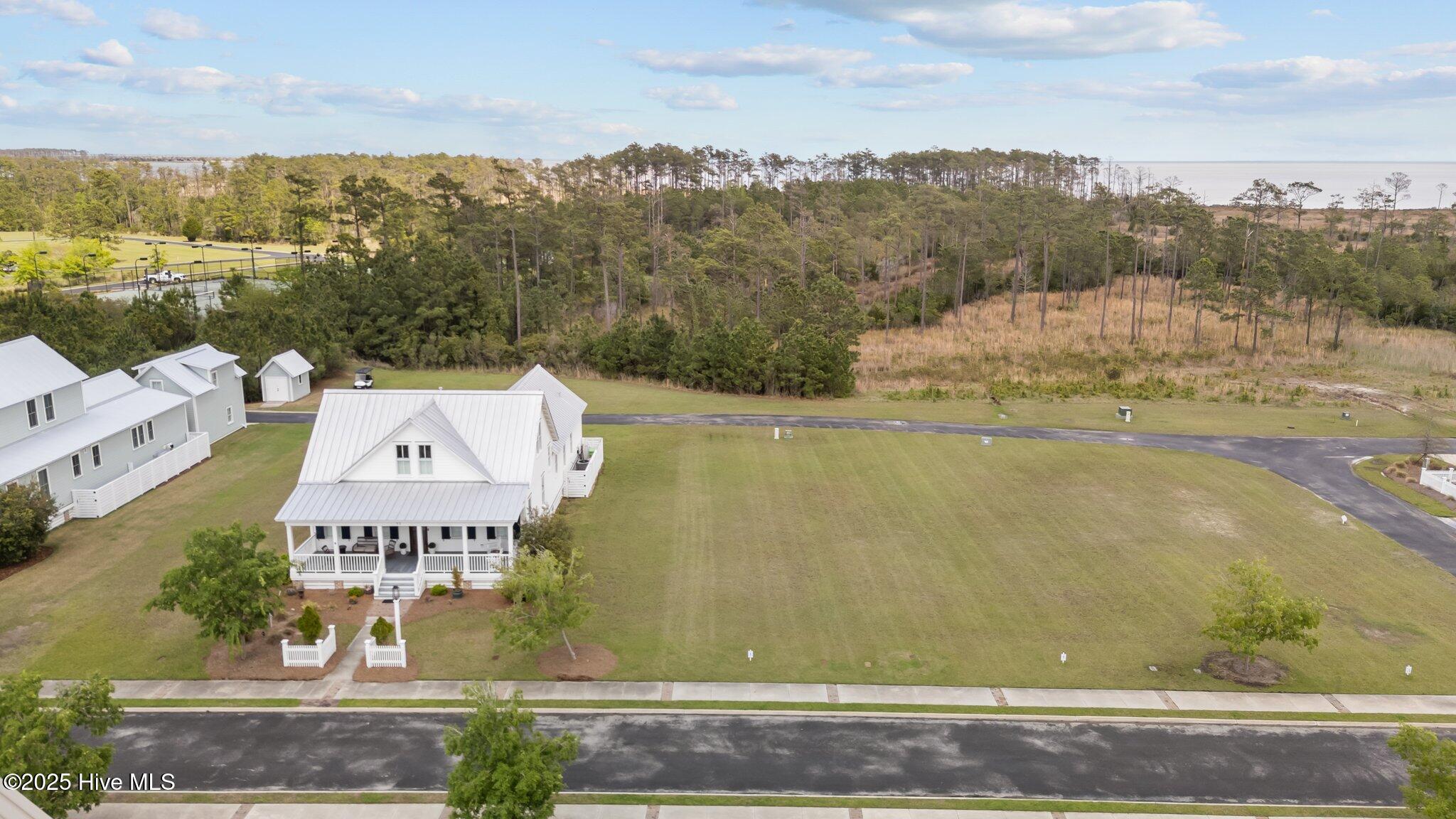 81 Boathouse Road Oriental, NC 28571 - Photo 14 of 59 6-web-or-mls-DJI_20250408142407_0048_D