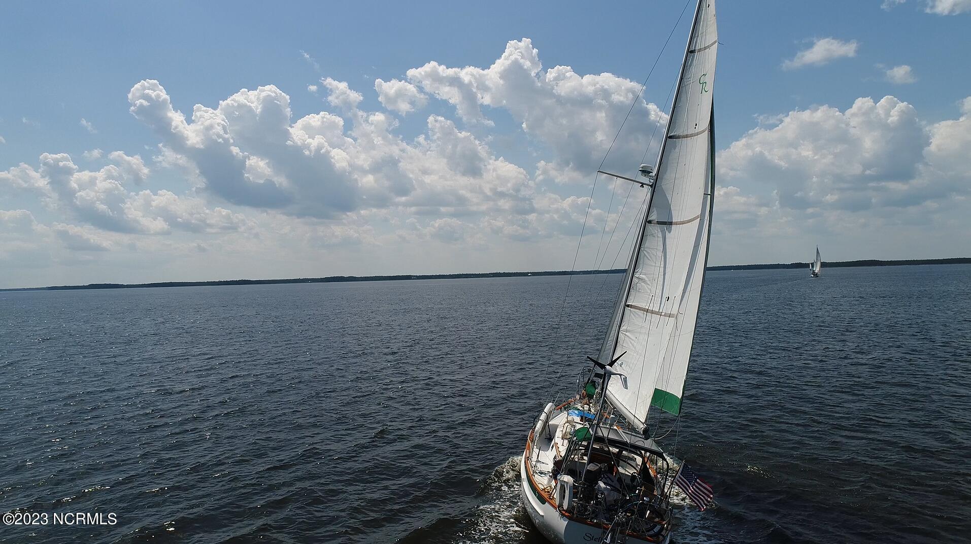 81 Boathouse Road Oriental, NC 28571 - Photo 35 of 59 Sailing