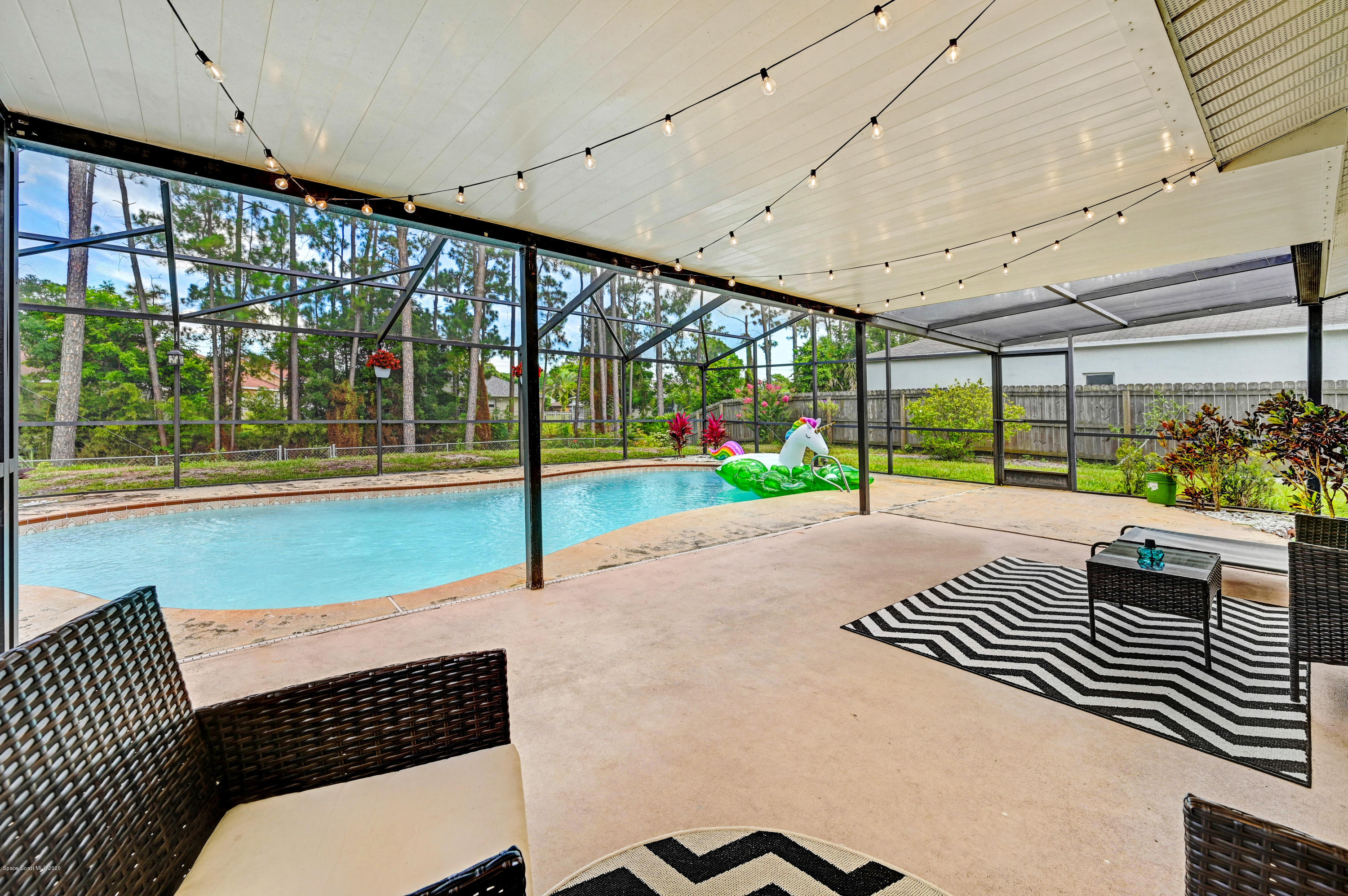 6713 Cecil Road Cocoa, FL 32927 - Photo 3 of 26 DSC_9288