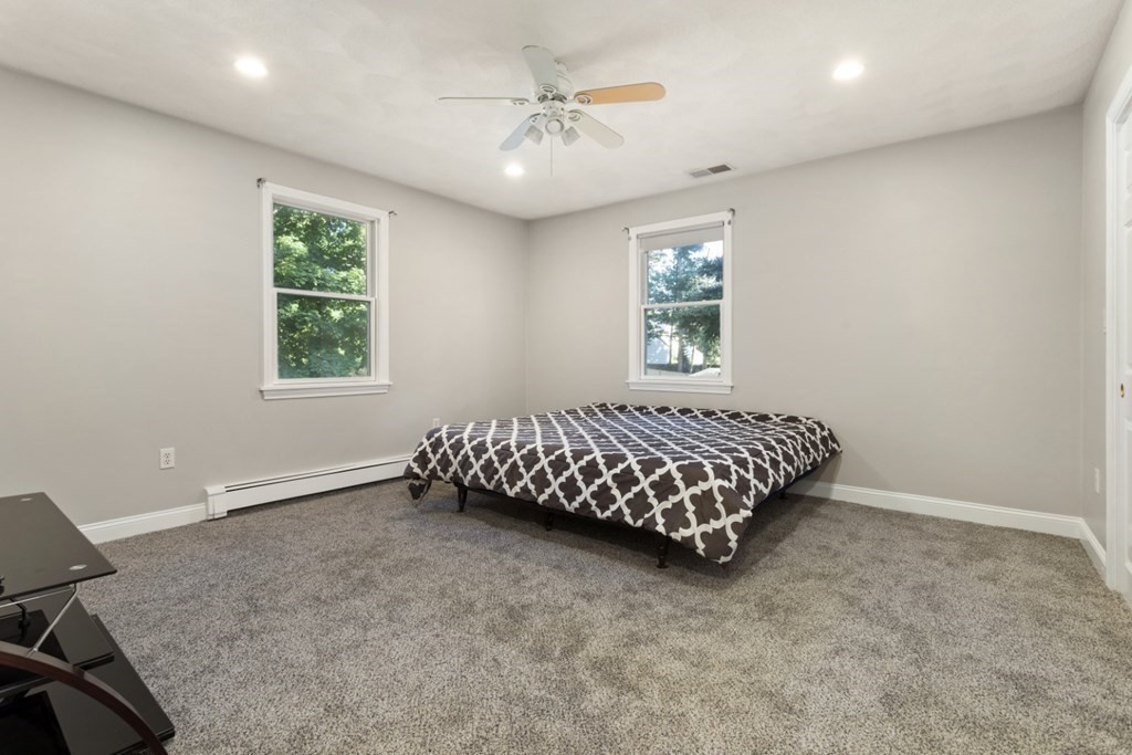 44 Pillings Pond Road Lynnfield, MA 01940 - Photo 22 of 42 Gallery Image 22