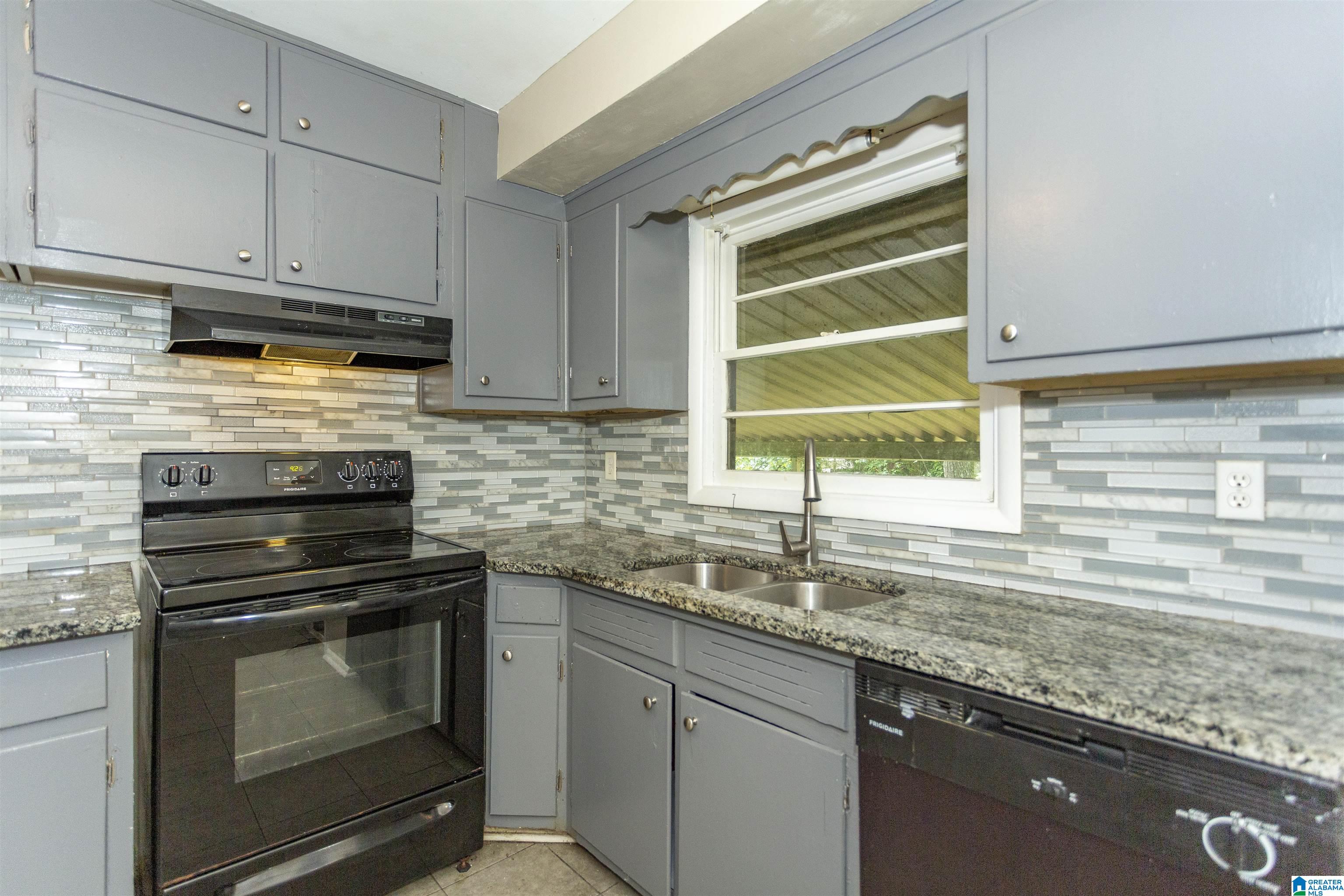 408 13th Terrace Northwest Birmingham, AL 35215 - Photo 18 of 36