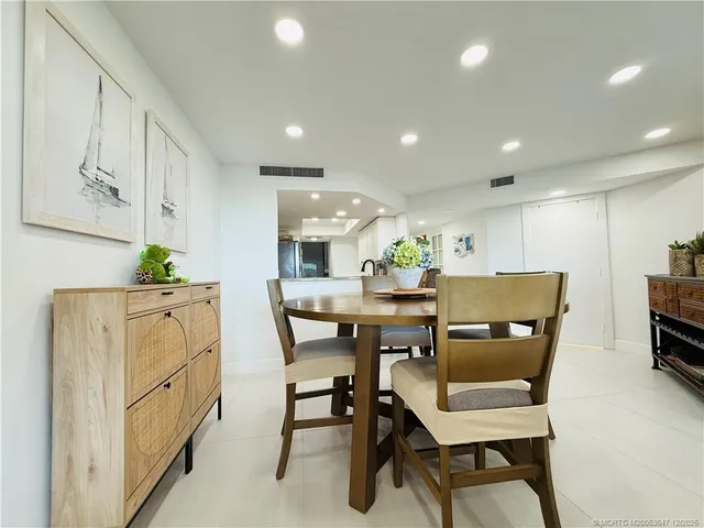 $3,200 | 8800 South Ocean Drive, Unit 102, Jensen Beach, FL 34957