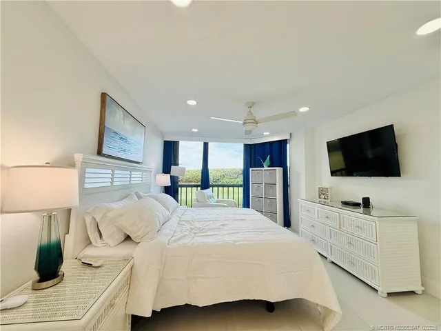 $3,200 | 8800 South Ocean Drive, Unit 102, Jensen Beach, FL 34957