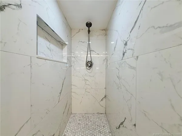 $3,200 | 8800 South Ocean Drive, Unit 102, Jensen Beach, FL 34957