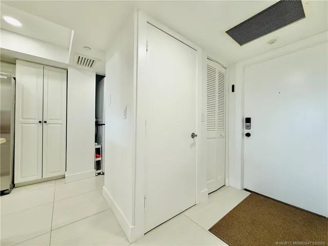 $3,200 | 8800 South Ocean Drive, Unit 102, Jensen Beach, FL 34957