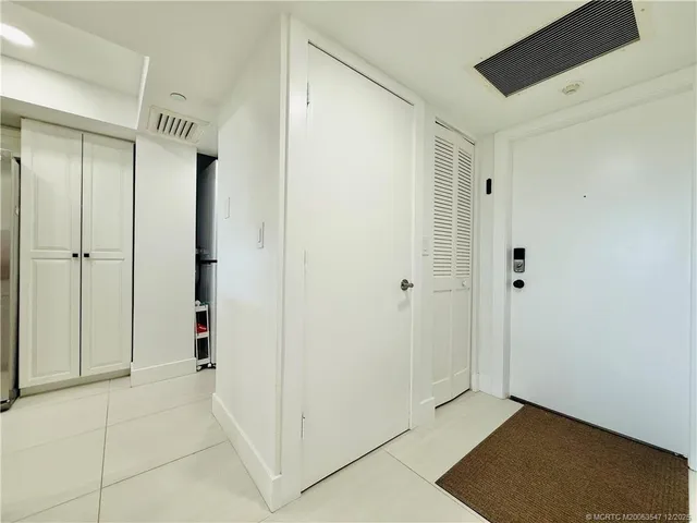 $3,200 | 8800 South Ocean Drive, Unit 102, Jensen Beach, FL 34957