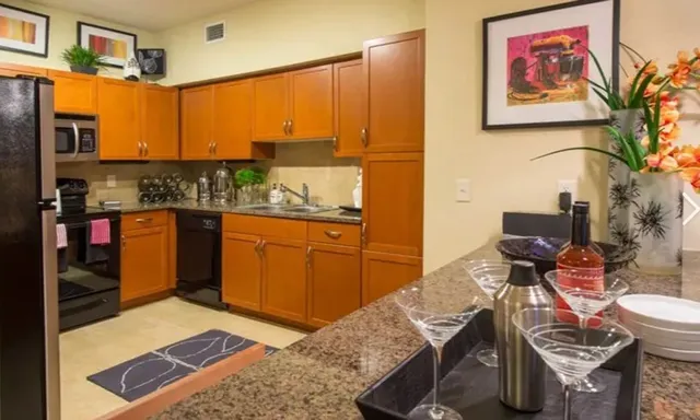 $1,558 | 3333 Weslayan Street, Unit 2410, Houston, TX 77027