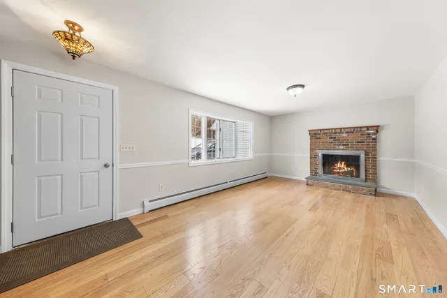 $485,000 | 10 November Trail, Haddam, CT 06438