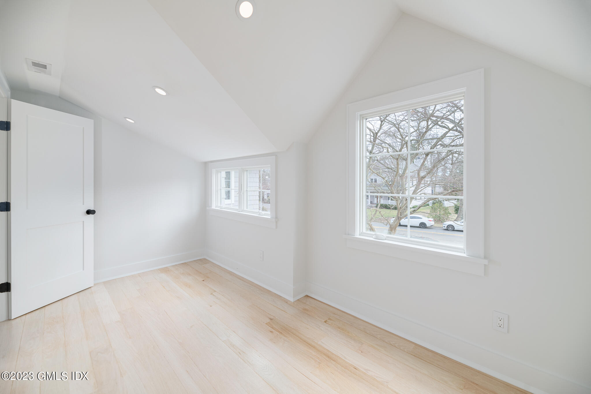 27 Summit Road Riverside, CT 06878 - Photo 25 of 38 a view of an empty room with a window