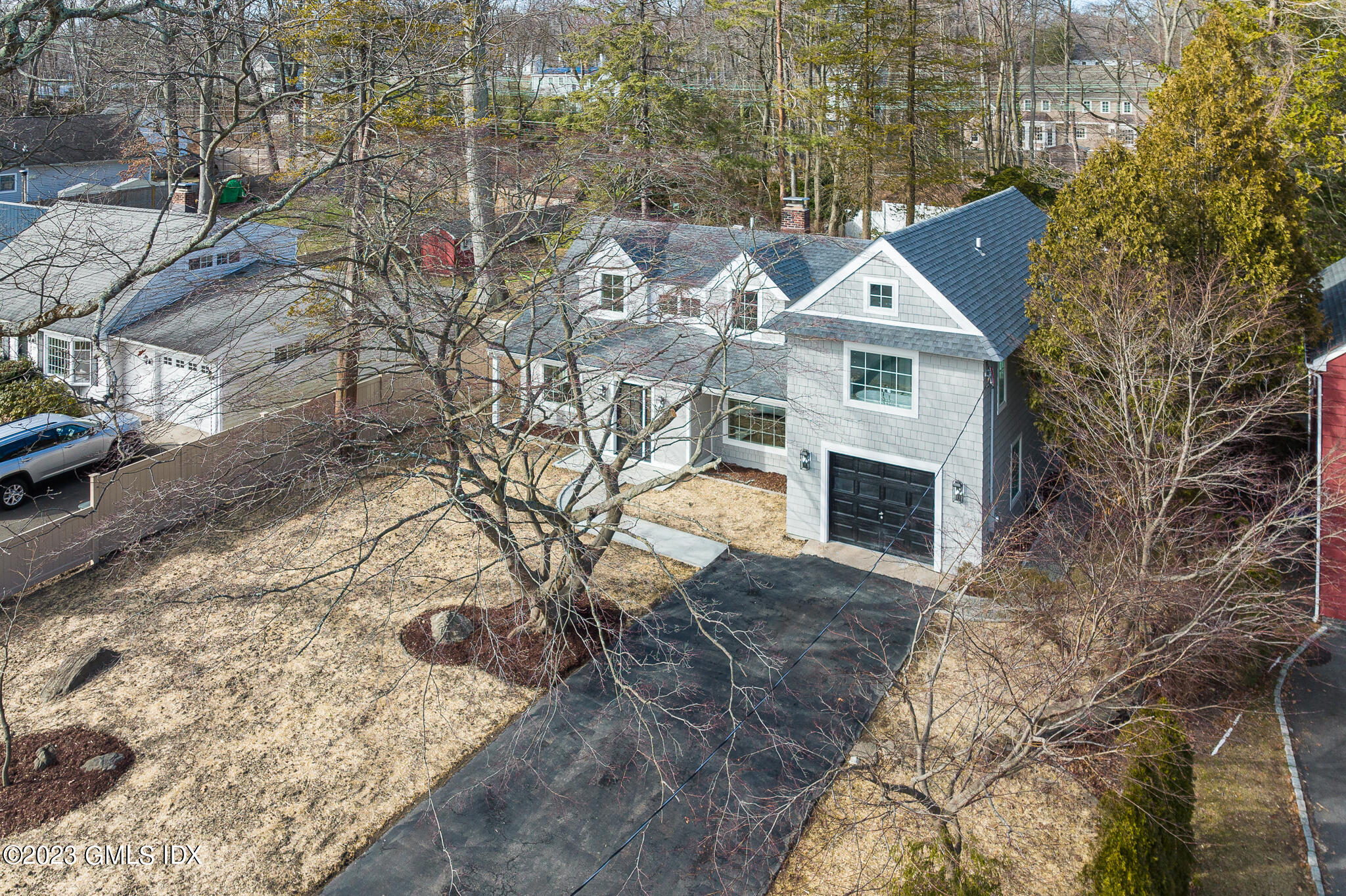 27 Summit Road Riverside, CT 06878 - Photo 33 of 38 a view of a house with a yard