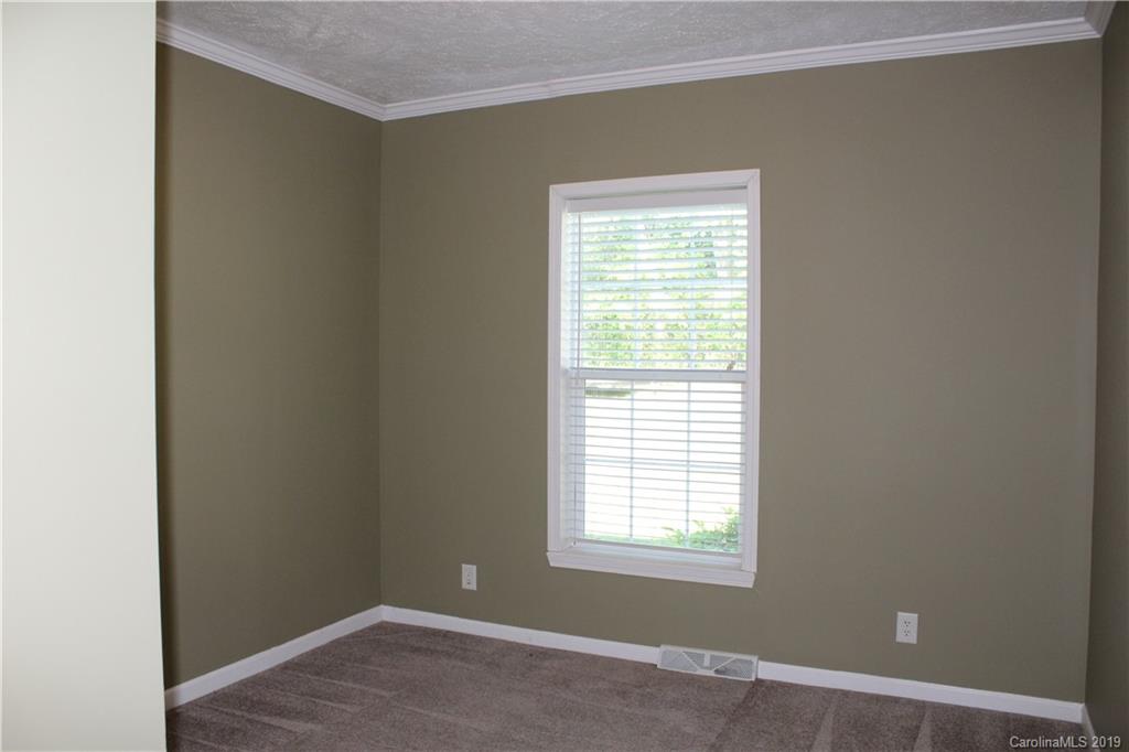 649 Faith Road Mooresville, NC 28115 - Photo 17 of 39 Gallery Image 17