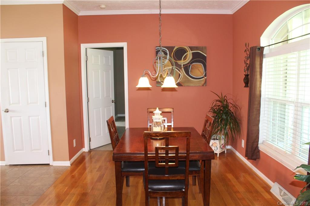 649 Faith Road Mooresville, NC 28115 - Photo 4 of 39 Gallery Image 4