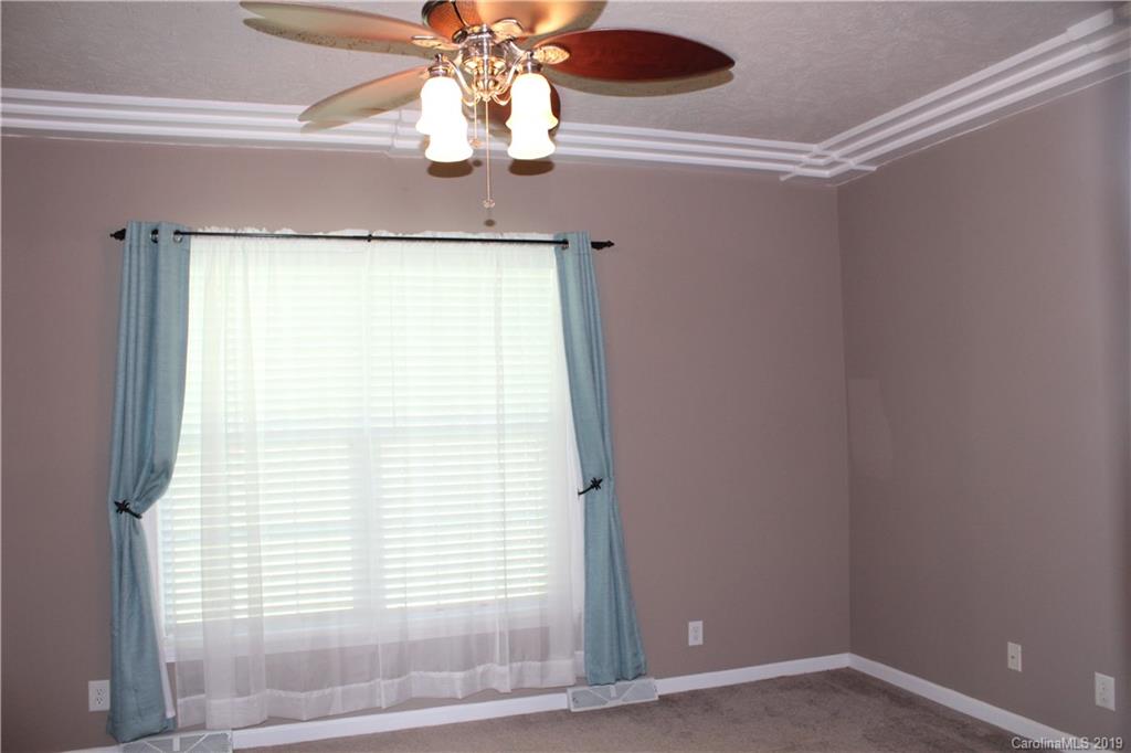 649 Faith Road Mooresville, NC 28115 - Photo 10 of 39 Gallery Image 10