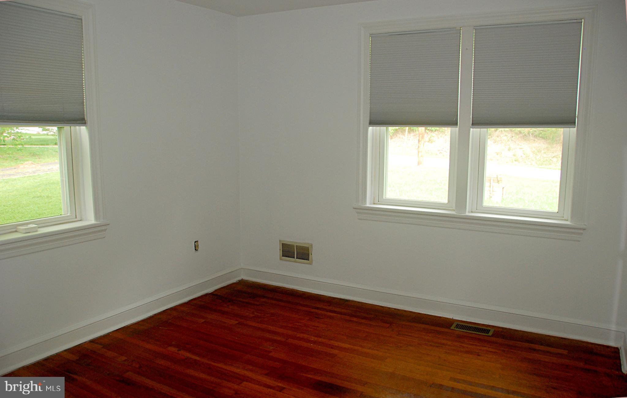 417 Appleton Road Elkton, MD 21921 - Photo 13 of 20 Large bedrooms